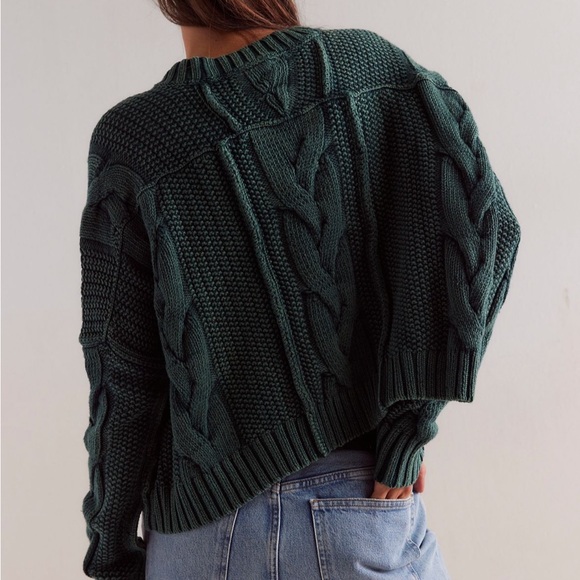 We the Free In A Daze Pullover - Picture 2 of 7